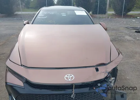 2023 Toyota Crown Platinum из США, поврежденный, VIN JTDAFAAF3P3000918